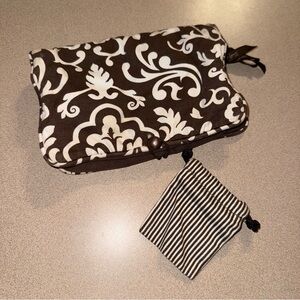 Thirty-One travel jewelry, makeup, toiletries bag brown and white damask pattern